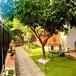 Dimora Leone Bed & Breakfast Diamante
