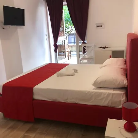 Dimora Leone B&B 디아망테