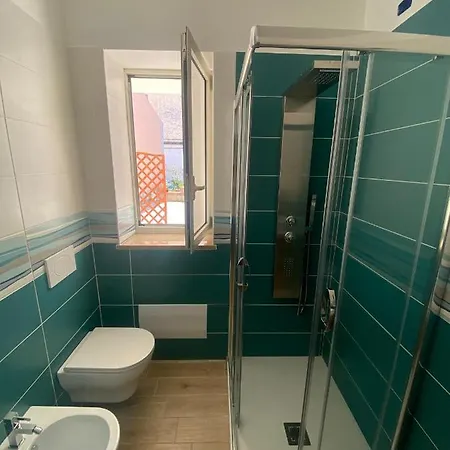 Couette-café Dimora Leone 4*