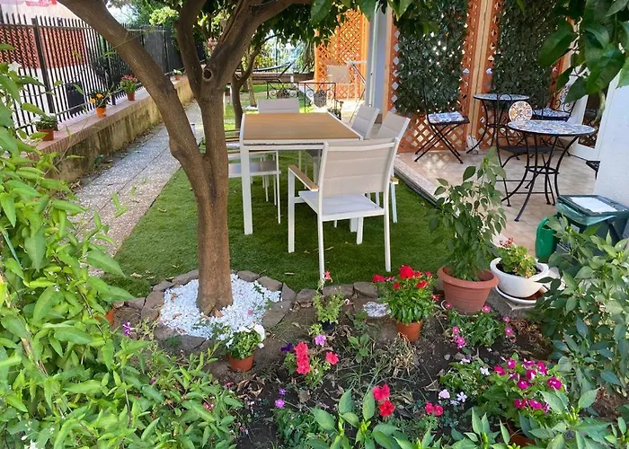 Bed & Breakfast Dimora Leone 4*